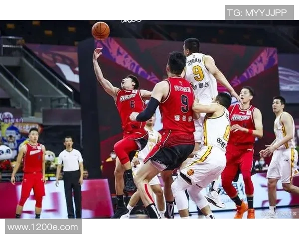 广州网球队在杯赛积分榜上以79分稳居第一名展现强劲实力