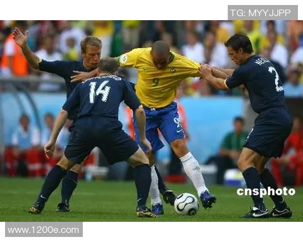 当今足球明星告别视频集锦回顾他们辉煌的职业生涯与感人瞬间