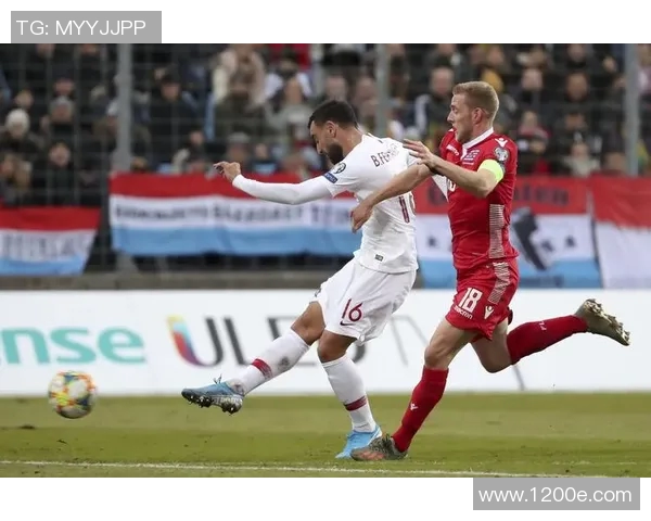 武汉足球队在欧锦赛中的团队协作表现分析与点评 武汉足球队在欧锦赛中的团队协作表现分析与点评